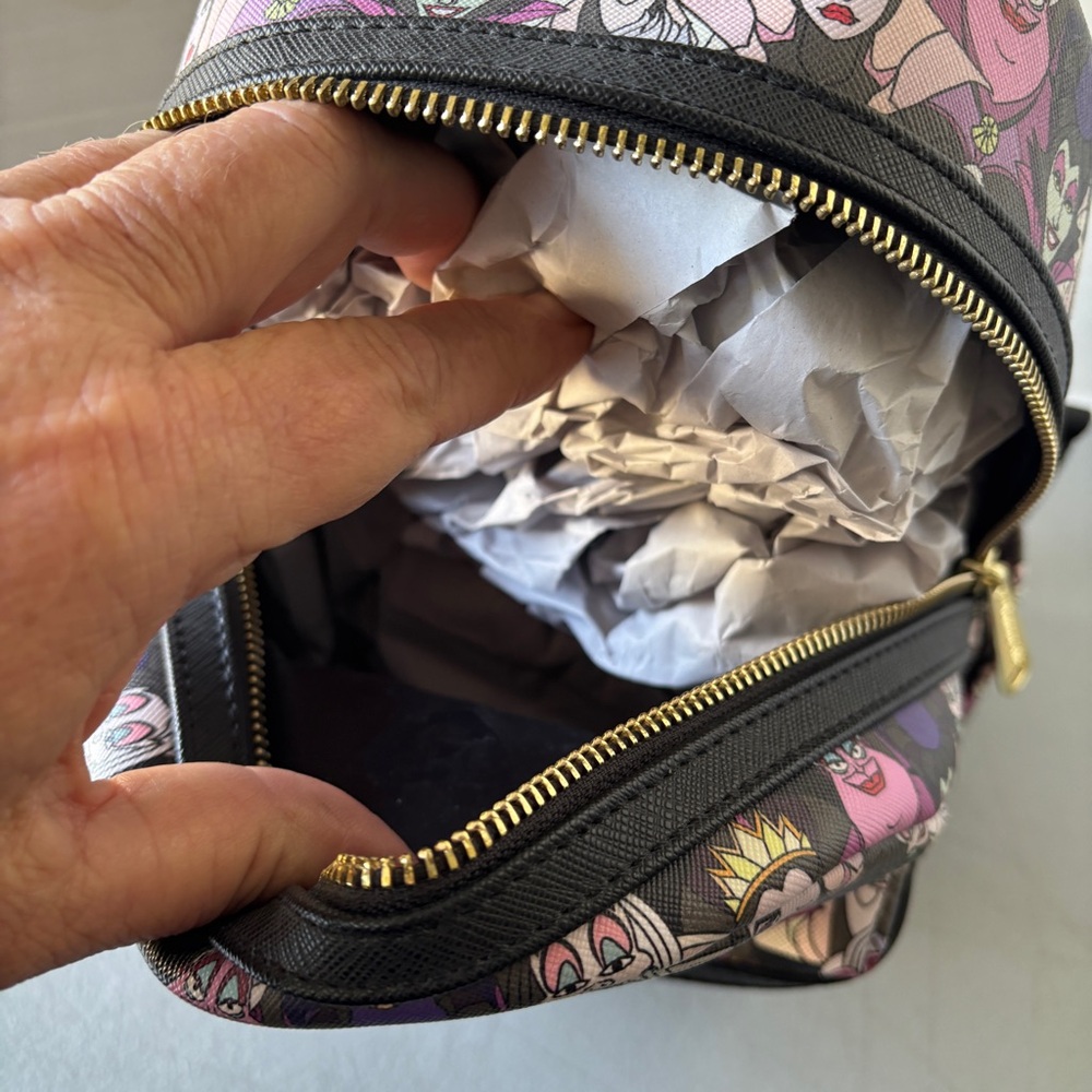 Disney Loungefly Villains Mini Backpack With Matching Wallet - Picture 6 of 13